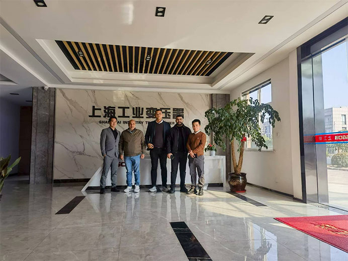 Nhiệt liệt và chân thành chào đón các khách hàng Ai Cập đến tham quan thực tế Hội ​​thảo của chúng tôi!